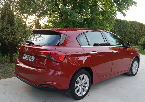 Fiat Tipo cena 37700 przebieg: 138000, rok produkcji 2017 z Tarnów małe 46